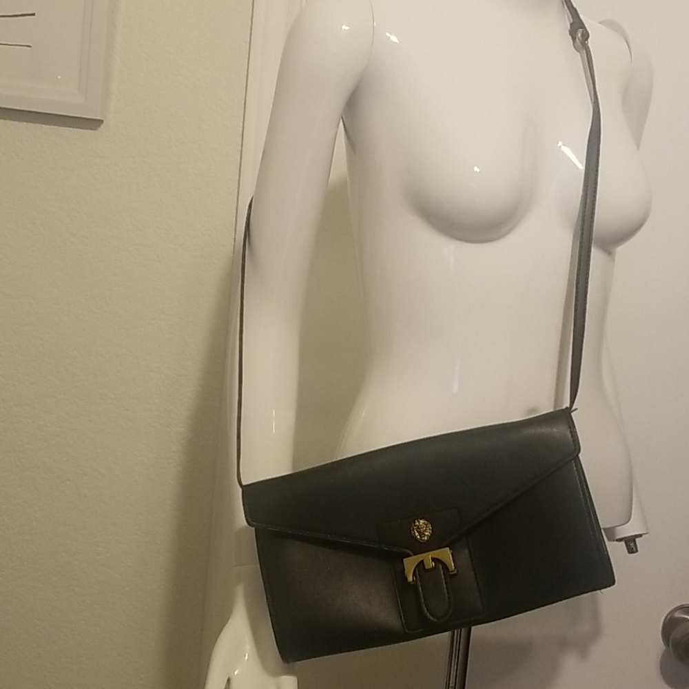 Anne Klein black leather purse with gold lion head, EUC